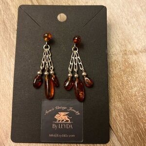 Anne’s Vintage Jewelry by Leyda - Vintage Amber dangling drop earrings.
